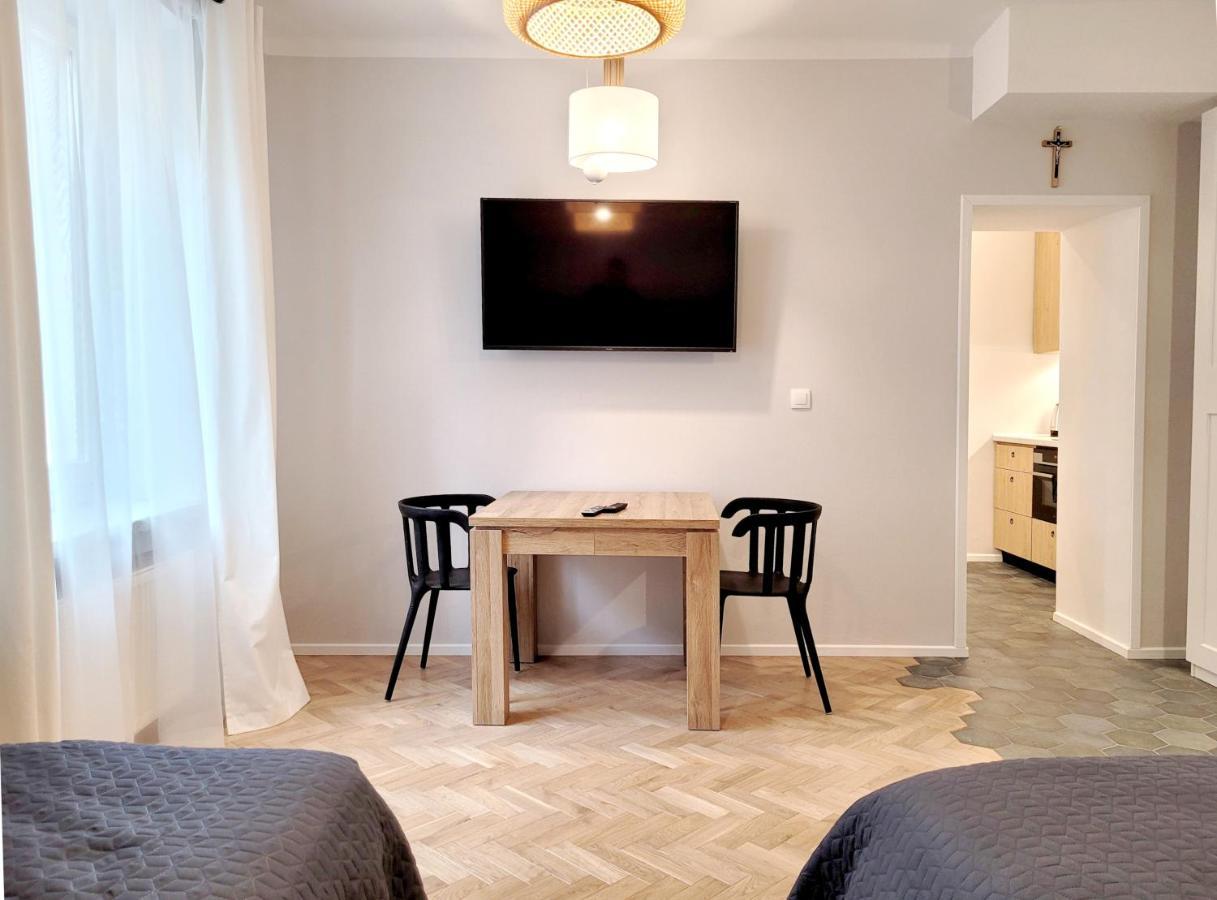 Kana - Stylish Apartment In Krakow Pomorska - Close, Wifi, Smart Tv Kraków Eksteriør billede