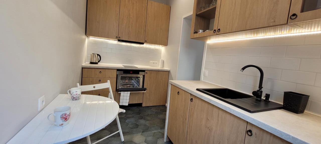 Kana - Stylish Apartment In Krakow Pomorska - Close, Wifi, Smart Tv Kraków Eksteriør billede