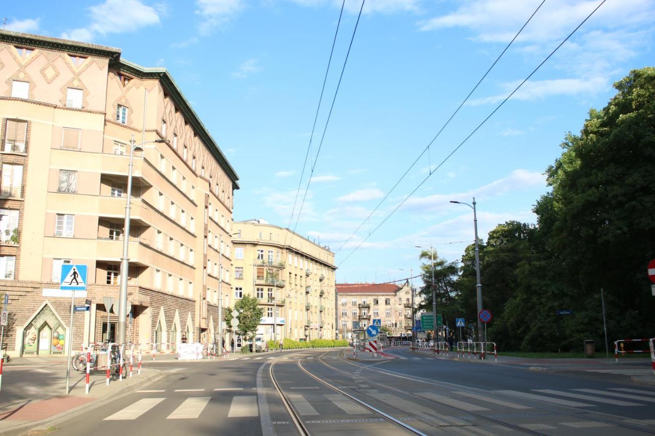 Kana - Stylish Apartment In Krakow Pomorska - Close, Wifi, Smart Tv Kraków Eksteriør billede