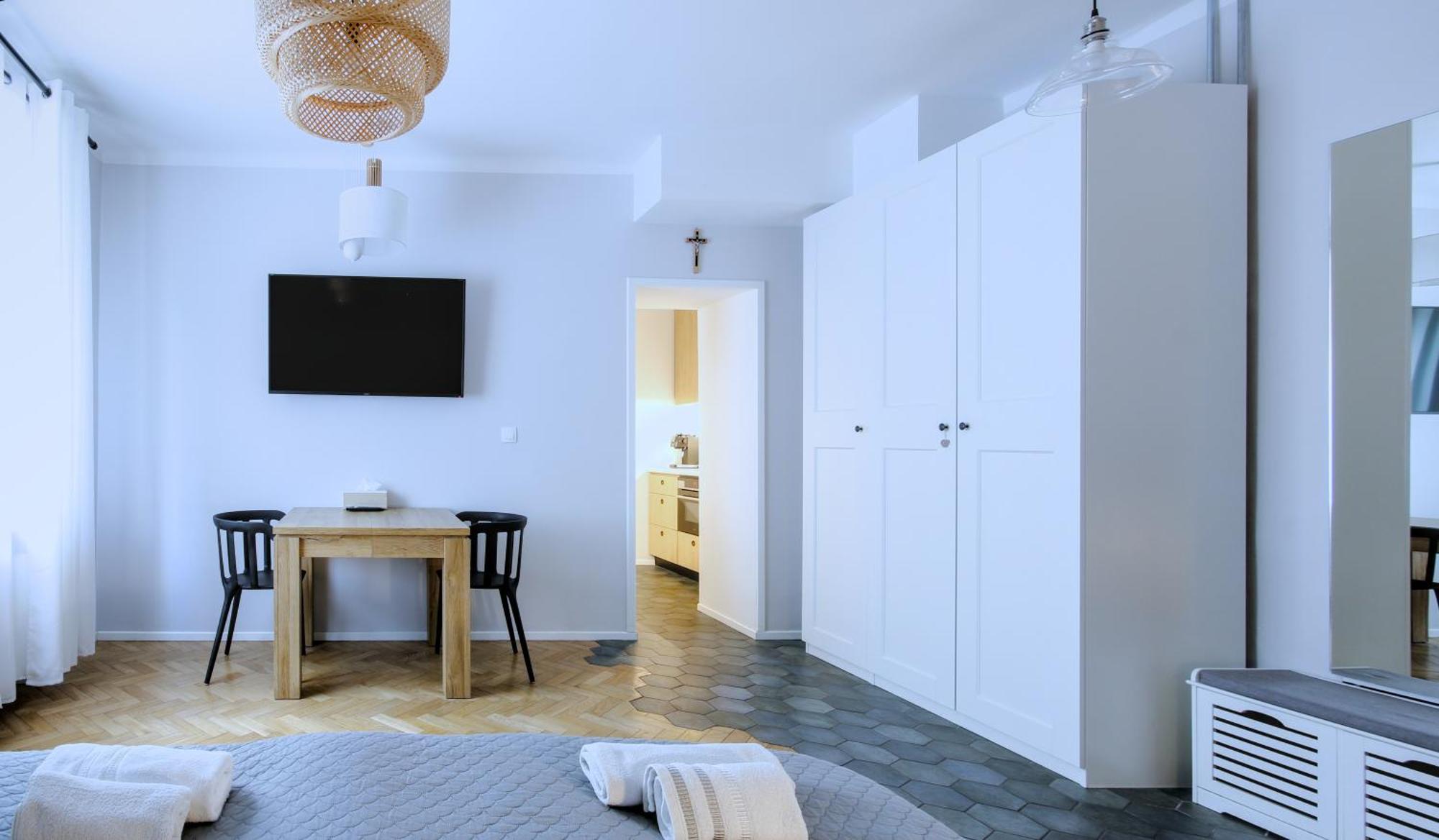Kana - Stylish Apartment In Krakow Pomorska - Close, Wifi, Smart Tv Kraków Eksteriør billede